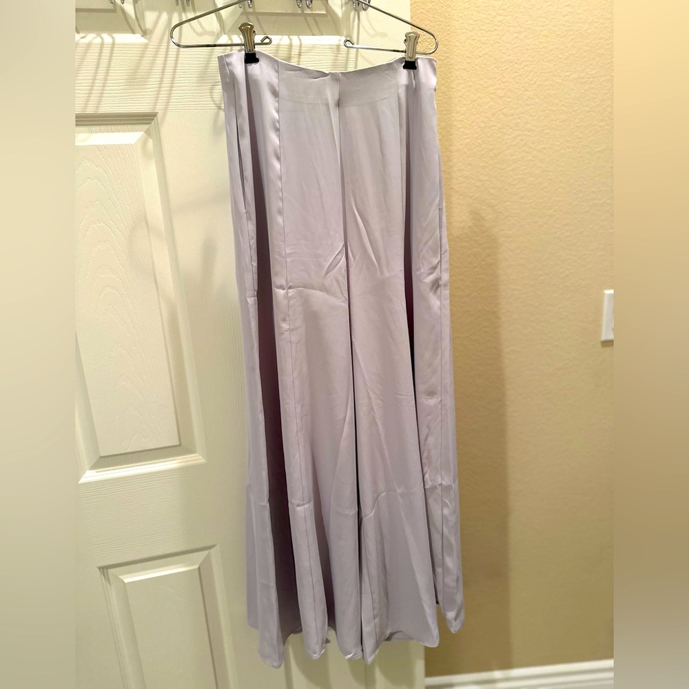 Light purple wide leg pant with tag